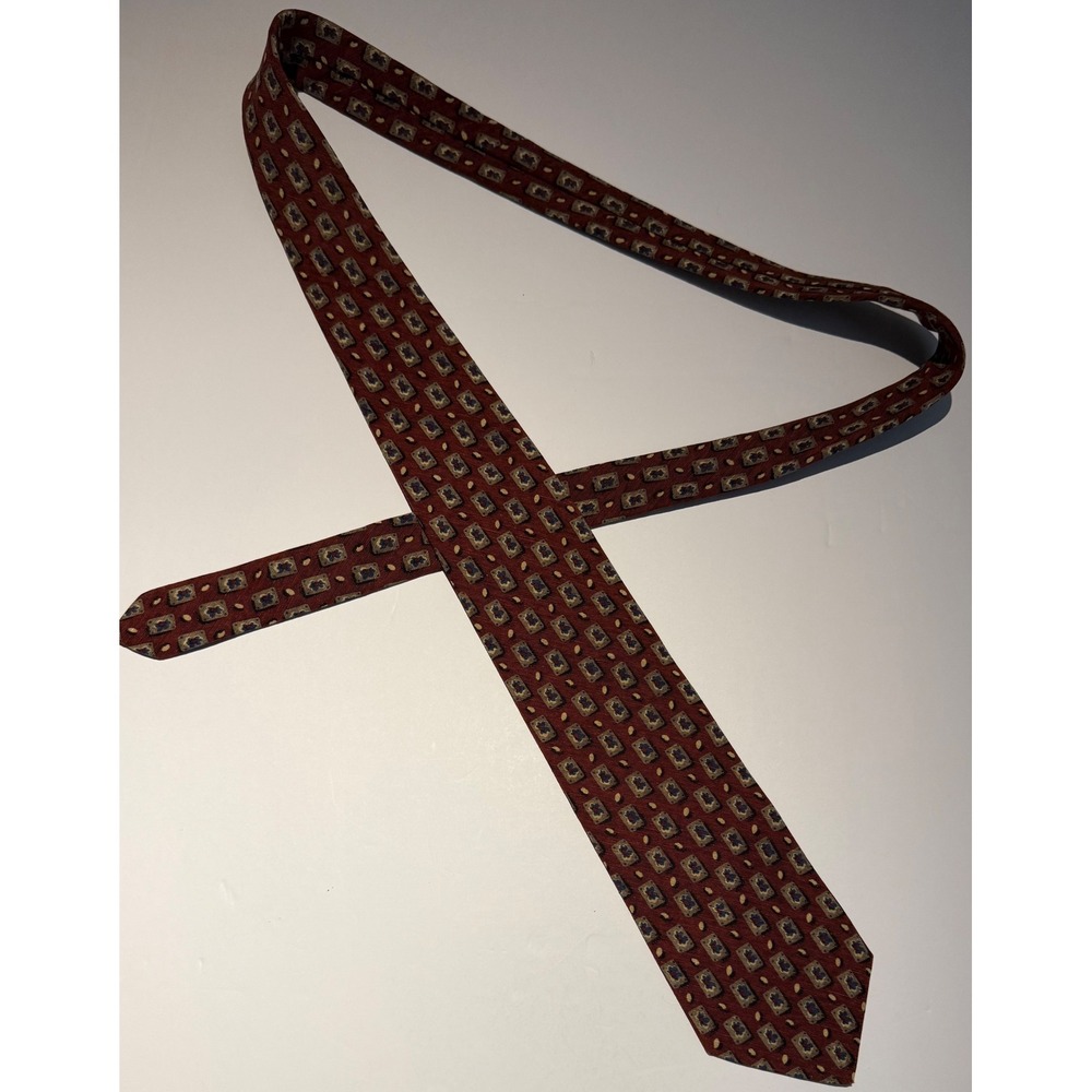 Brooks Brothers Makers Silk Tie Red Blue Gold Geometric Medallion Made in USA
